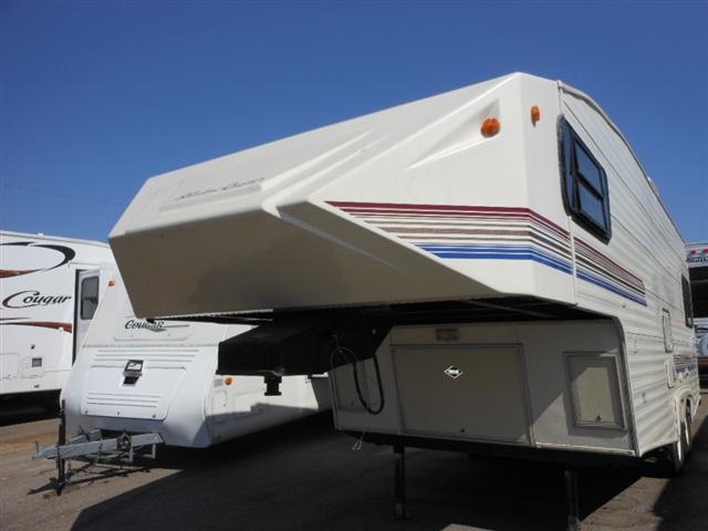 Used 1990 Shadow Shadow Cruiser 25RK Fifth Wheel For Sale